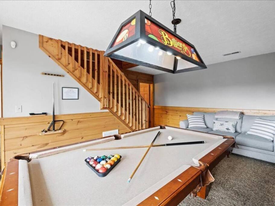Villa Breathtaking Views Of The Smokies, 3 Mins To Gatlinburg Extérieur photo